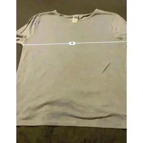 Victoria Sport Women's Top Split Back Long Sleeve Gray w/ Sleeve Logo - Picture 3 of 6